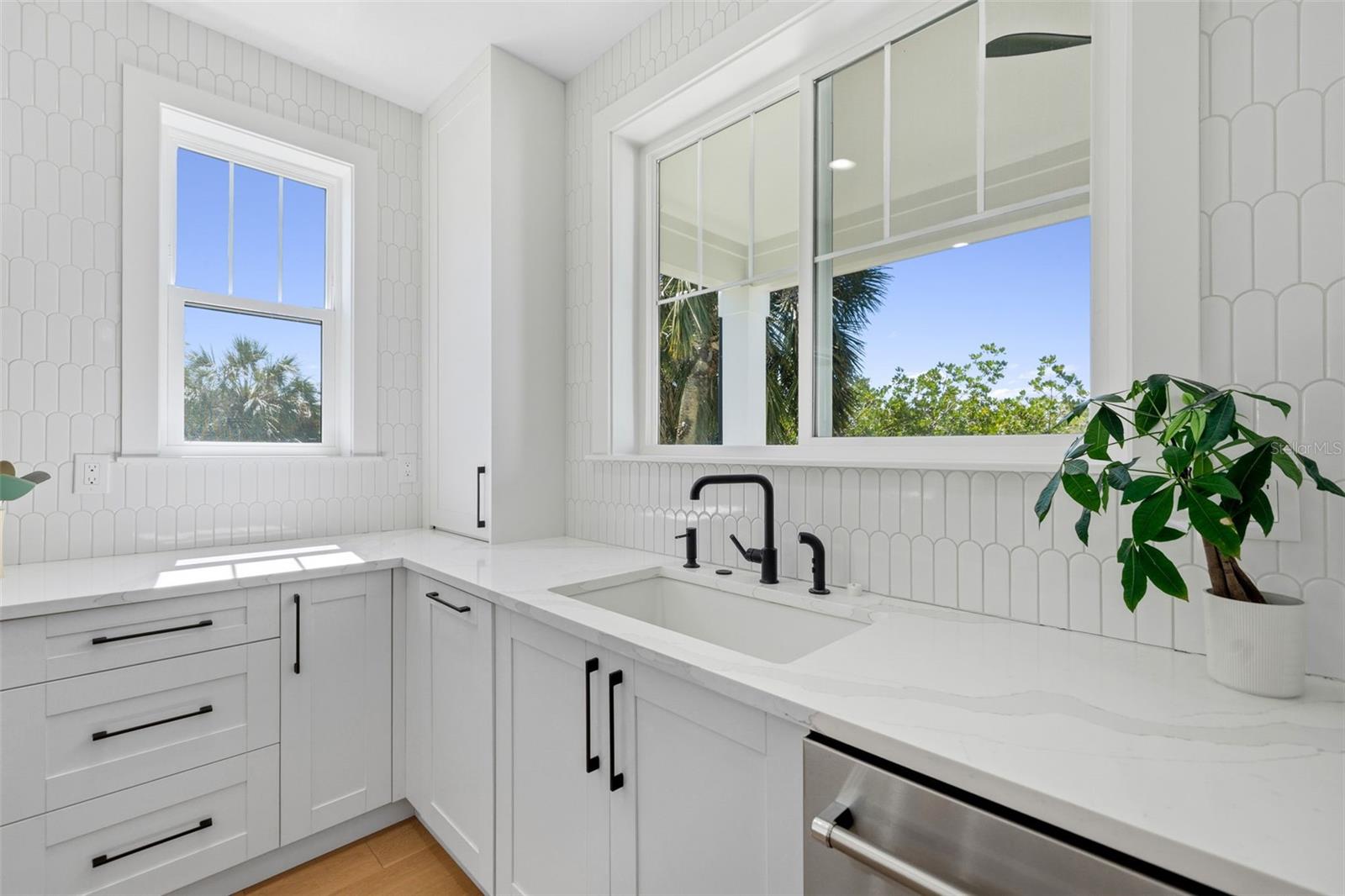 SHORE ACRES EDGEWATER SEC - Residential