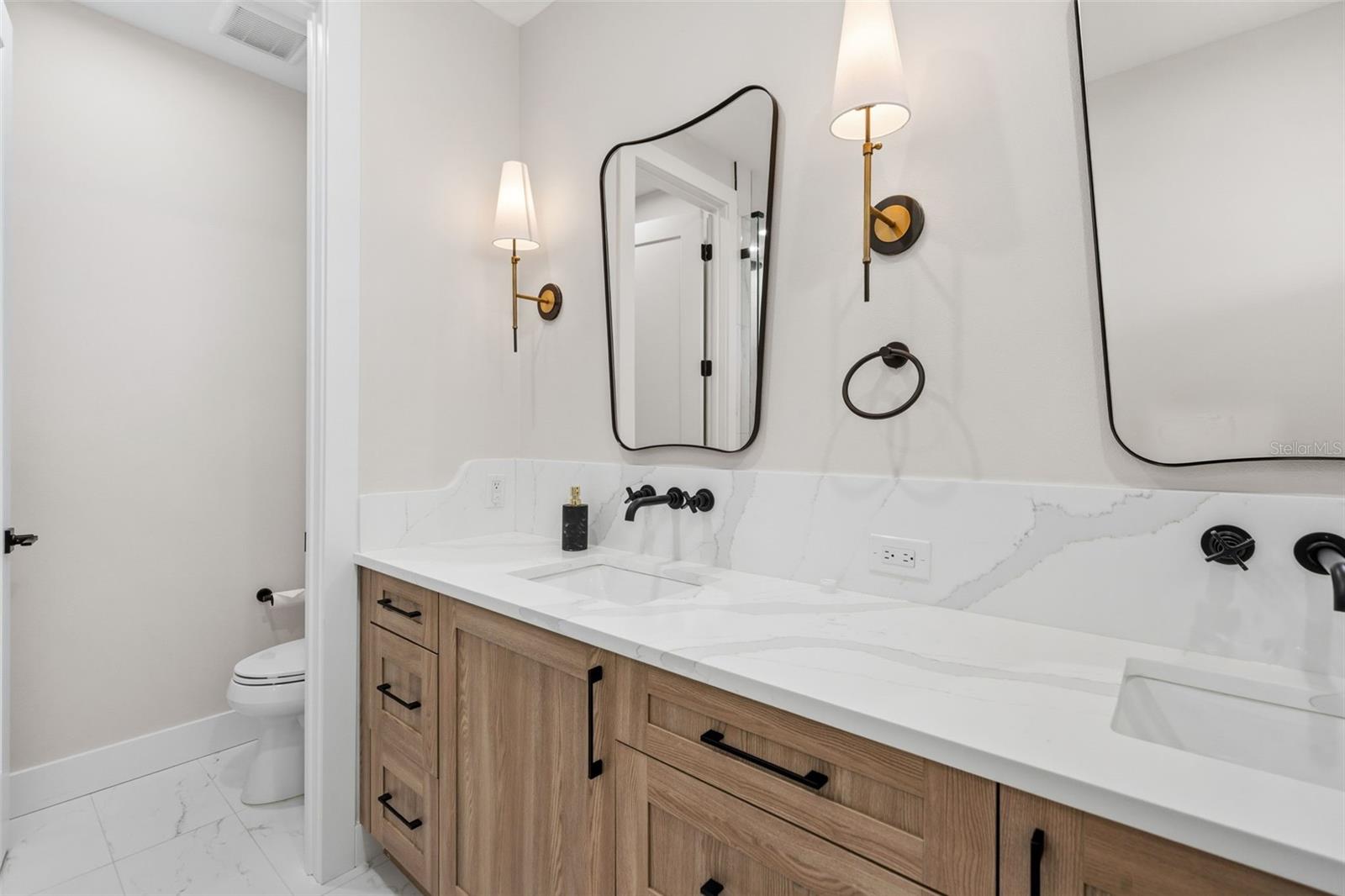 SHORE ACRES EDGEWATER SEC - Residential