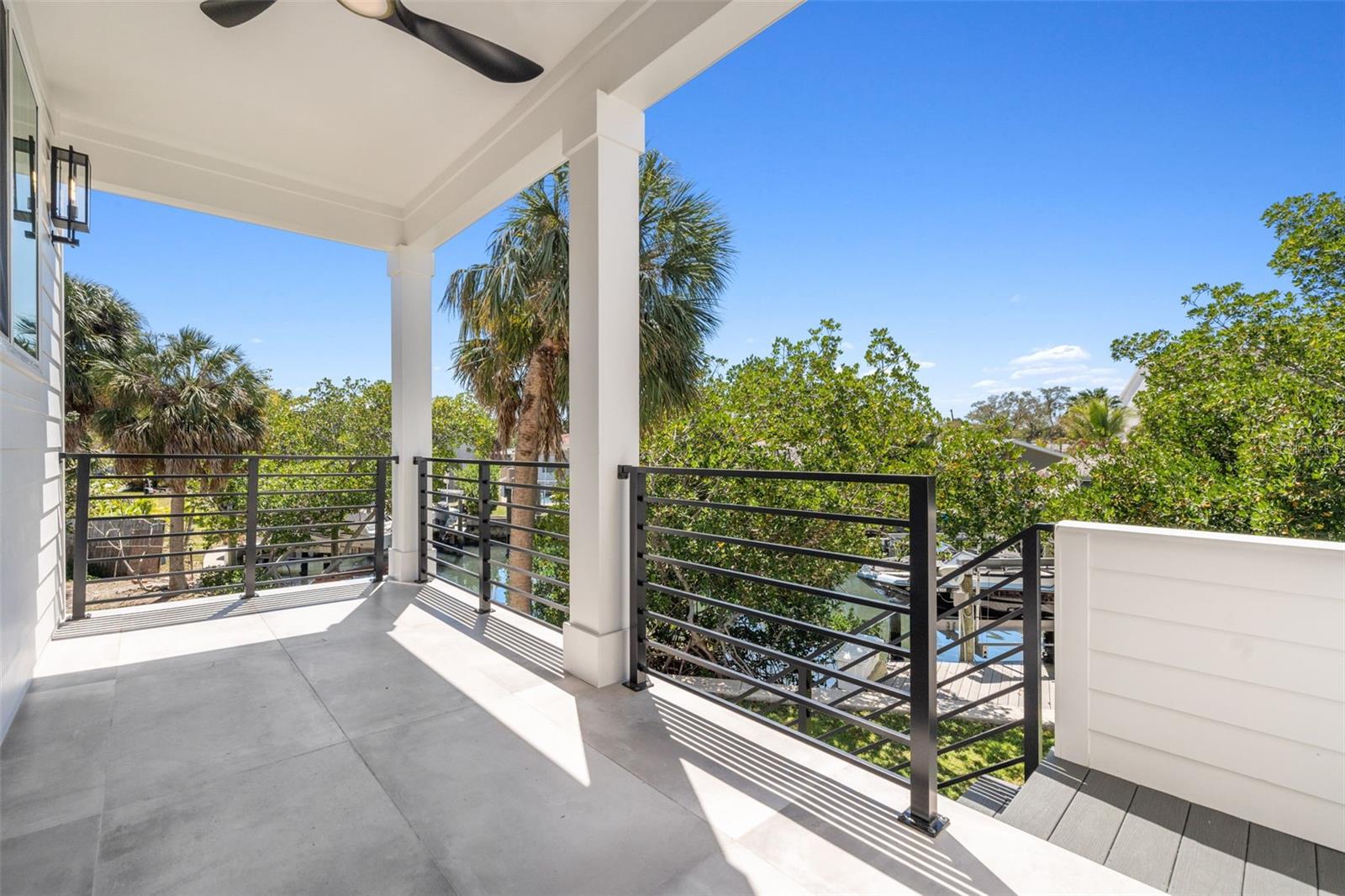 1811 BAYOU GRANDE BOULEVARD NE