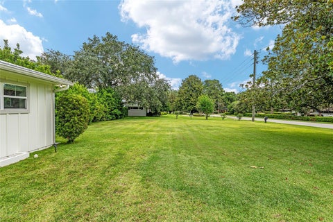Tiny photo for 536 SE 22nd Avenue, Ocala, FL 34471 (MLS # OM725555)