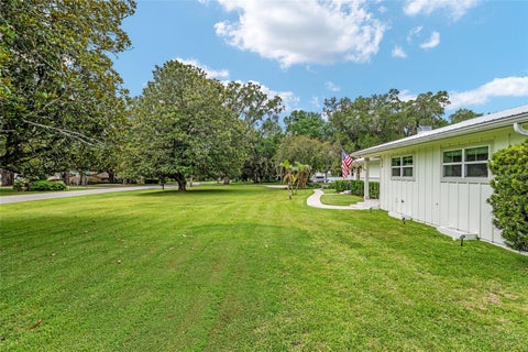 Tiny photo for 536 SE 22nd Avenue, Ocala, FL 34471 (MLS # OM725555)
