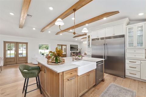 Tiny photo for 536 SE 22nd Avenue, Ocala, FL 34471 (MLS # OM725555)