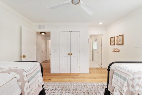 Tiny photo for 536 SE 22nd Avenue, Ocala, FL 34471 (MLS # OM725555)