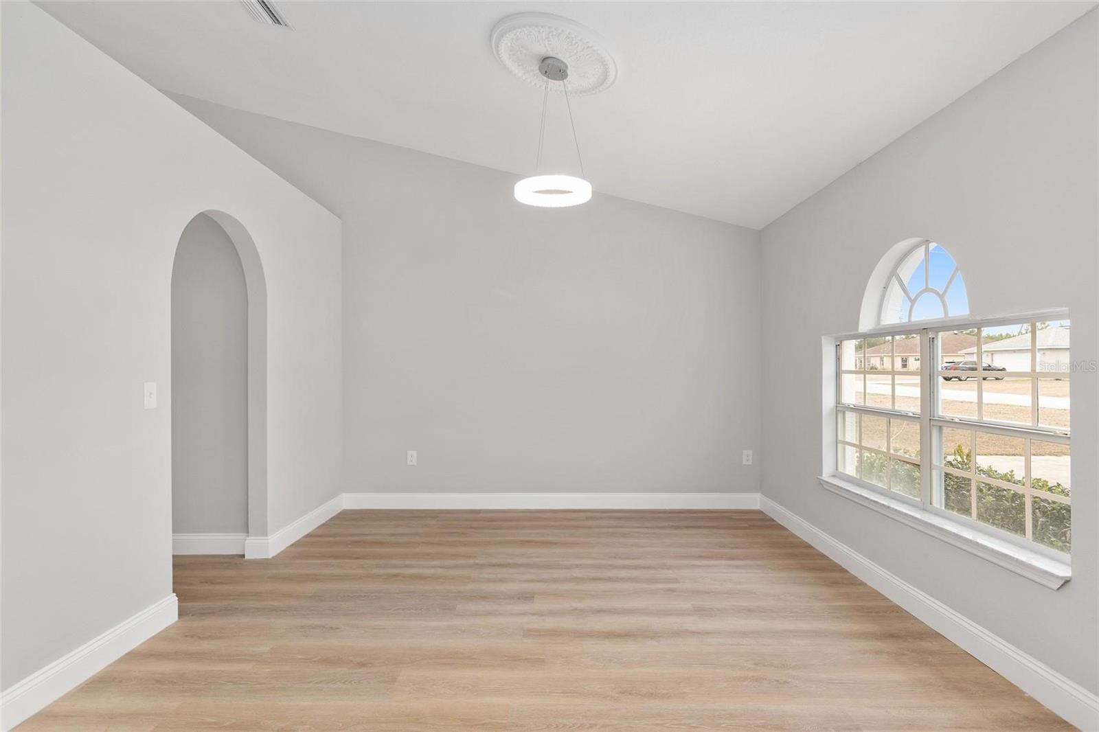 OCALA WATERWAY ESTATE - Residential