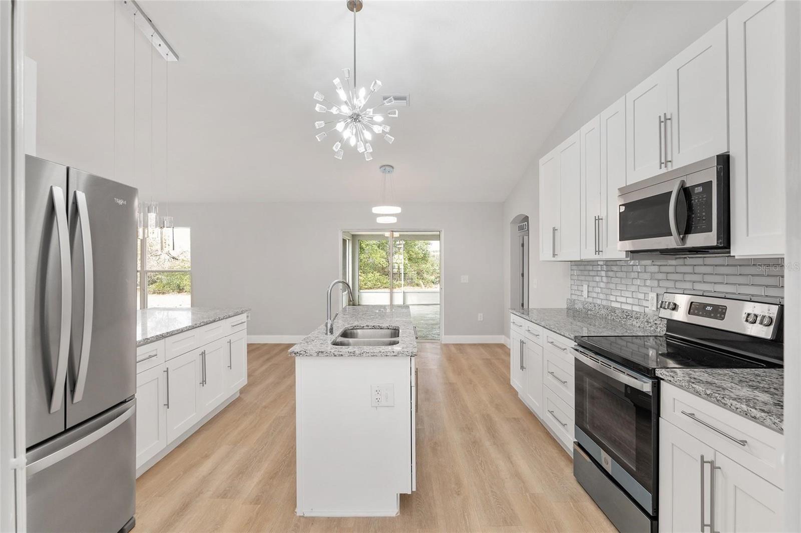 OCALA WATERWAY ESTATE - Residential