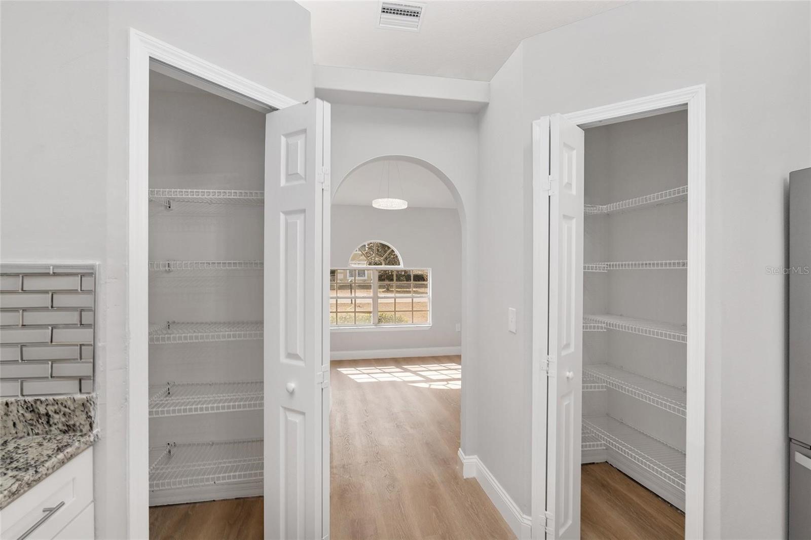 OCALA WATERWAY ESTATE - Residential