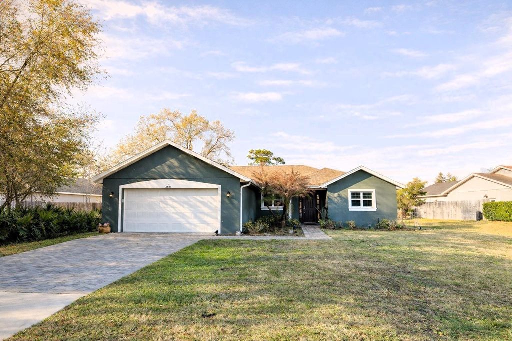 Photo of 4855 Meadow Drive, Saint Cloud, FL 34772 (MLS # S5144151)