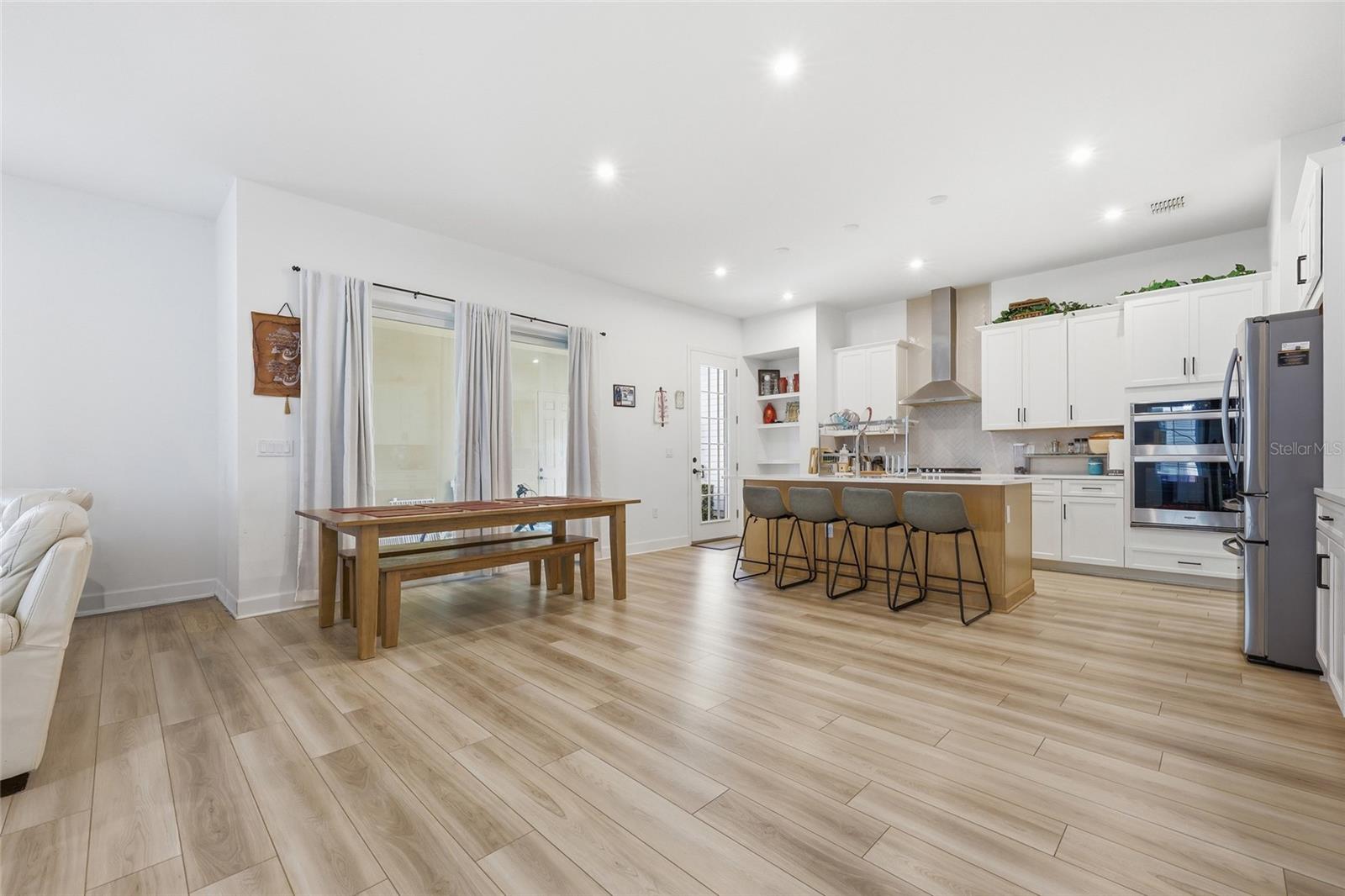 CELEBRATION ISLAND VILLAGE PH 1B - Residential