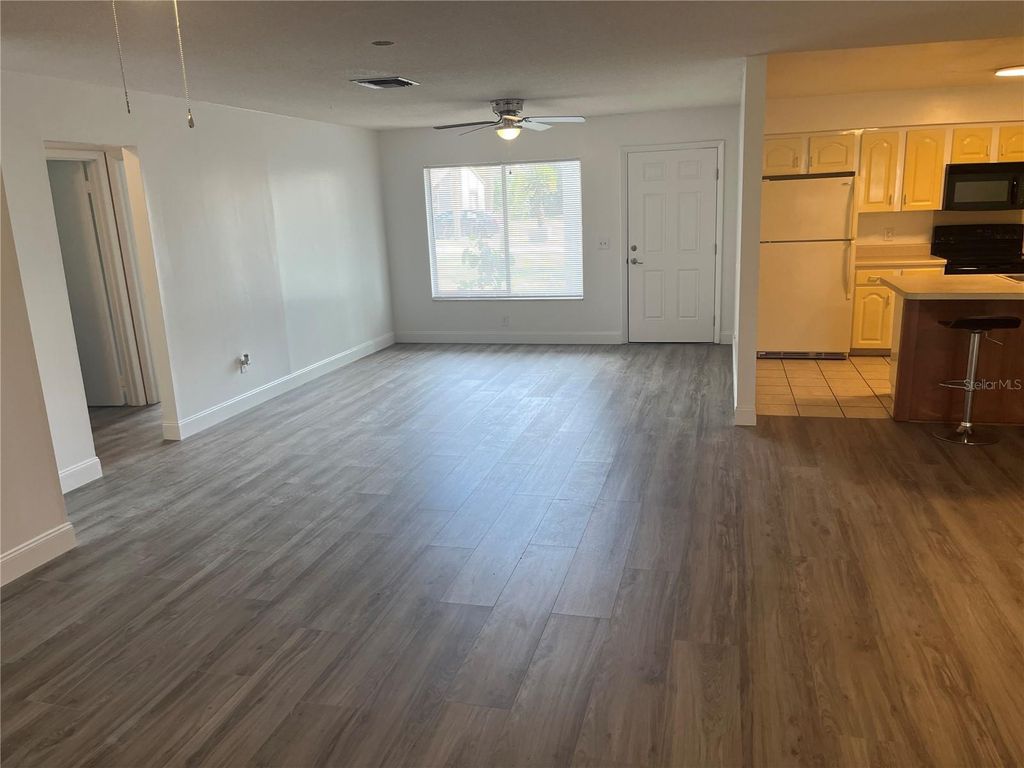 Photo of 10108 Bluff Court, Orlando, FL 32821 (MLS # O6376276)