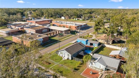 A home in PLANT CITY