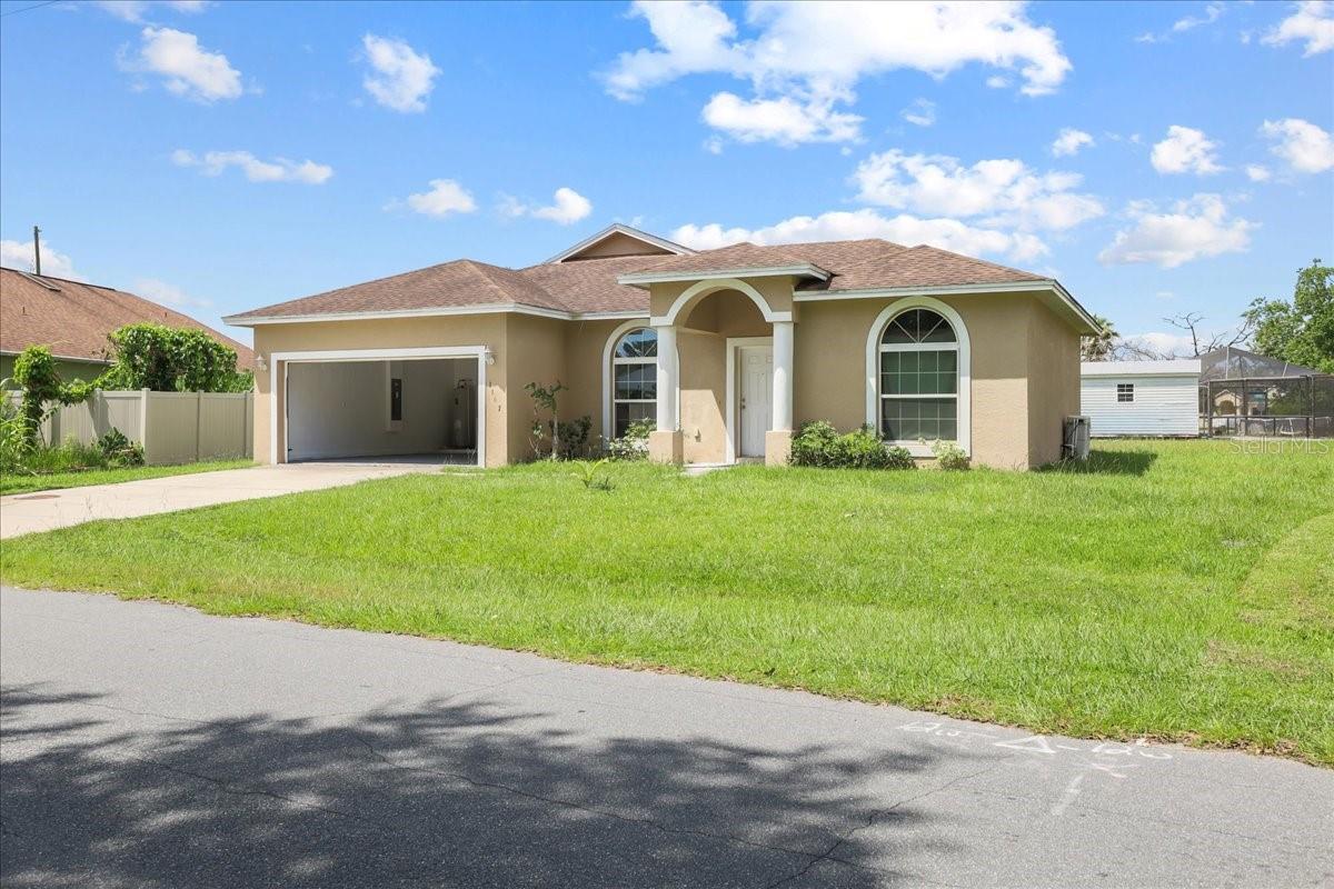 1147 DONCASTER COURT