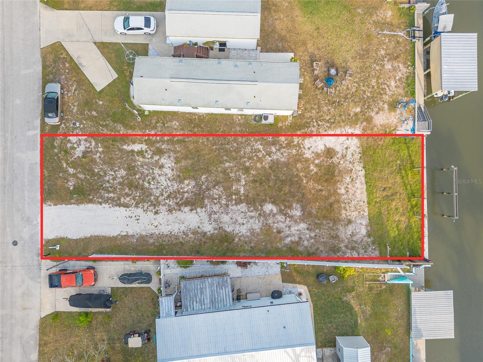 SOUTH WATERFRONT PARK - Land