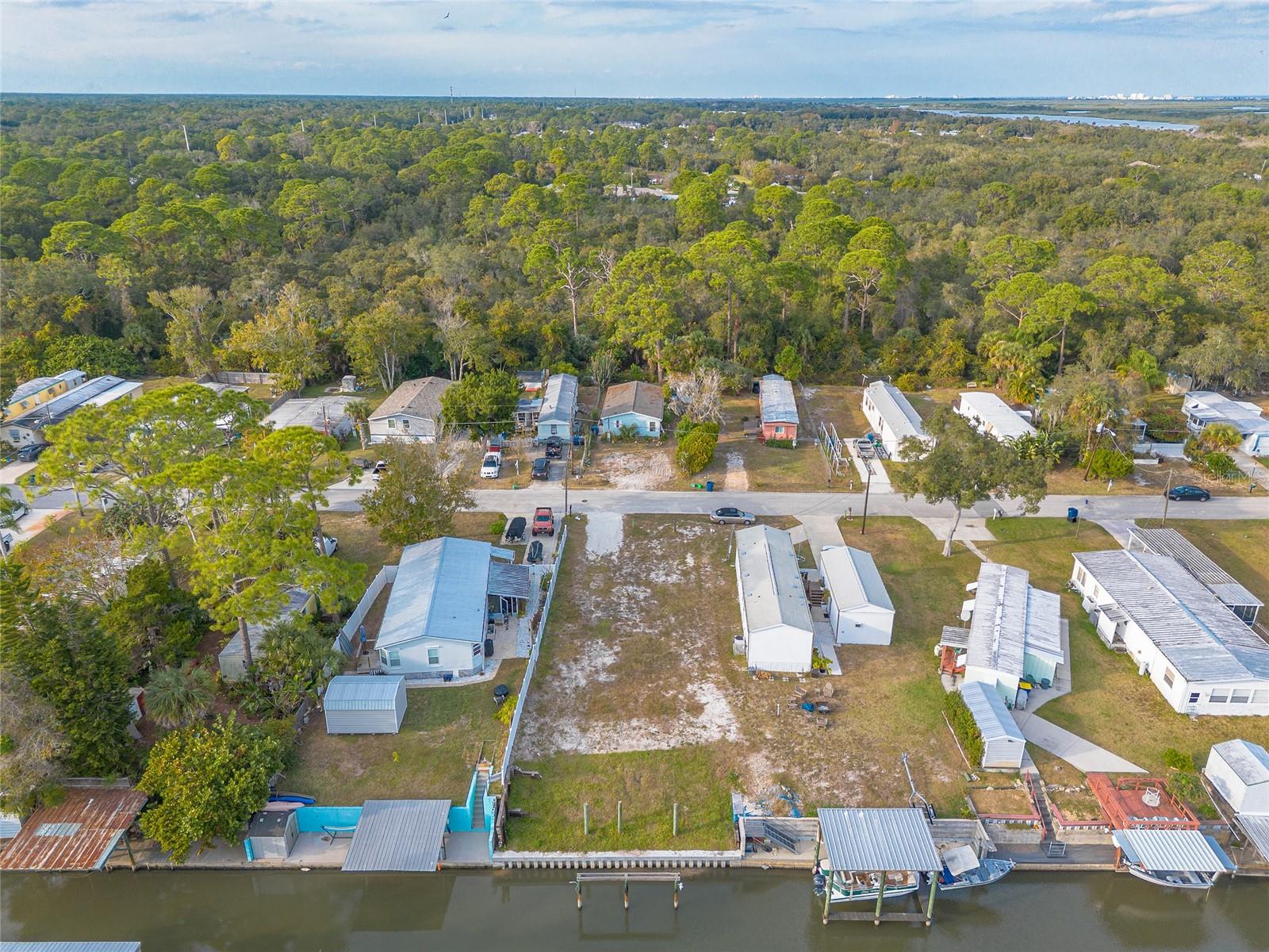 SOUTH WATERFRONT PARK - Land