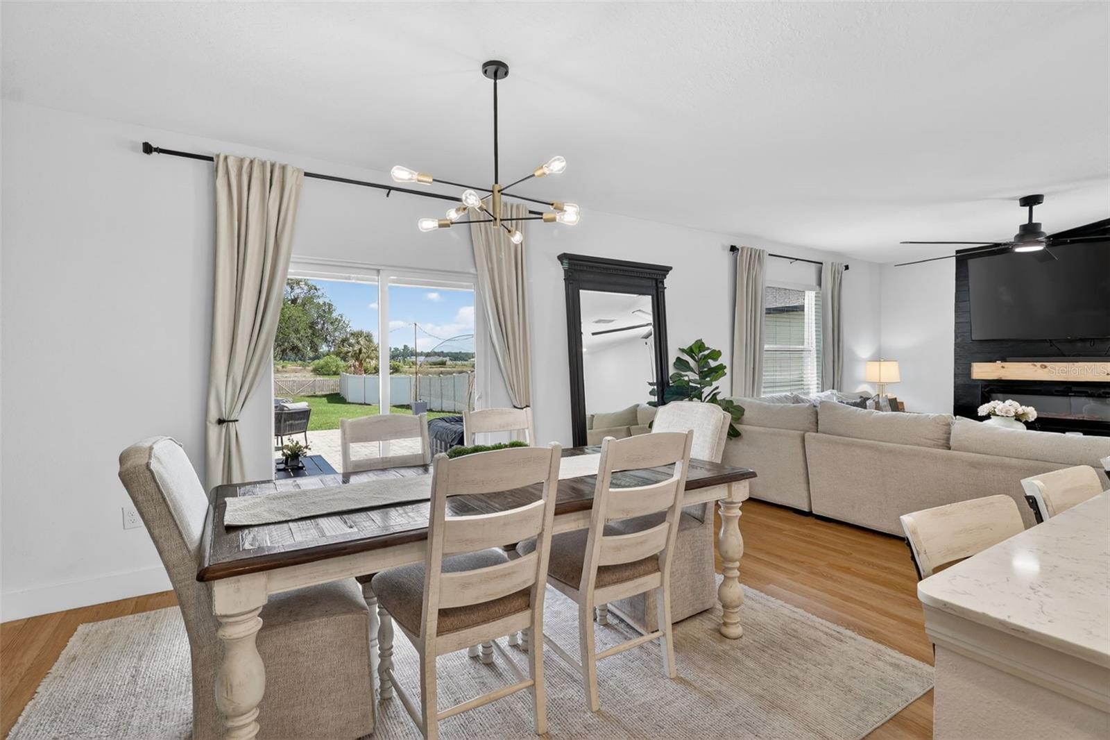 TWO RIVERS PH A1 - Residential