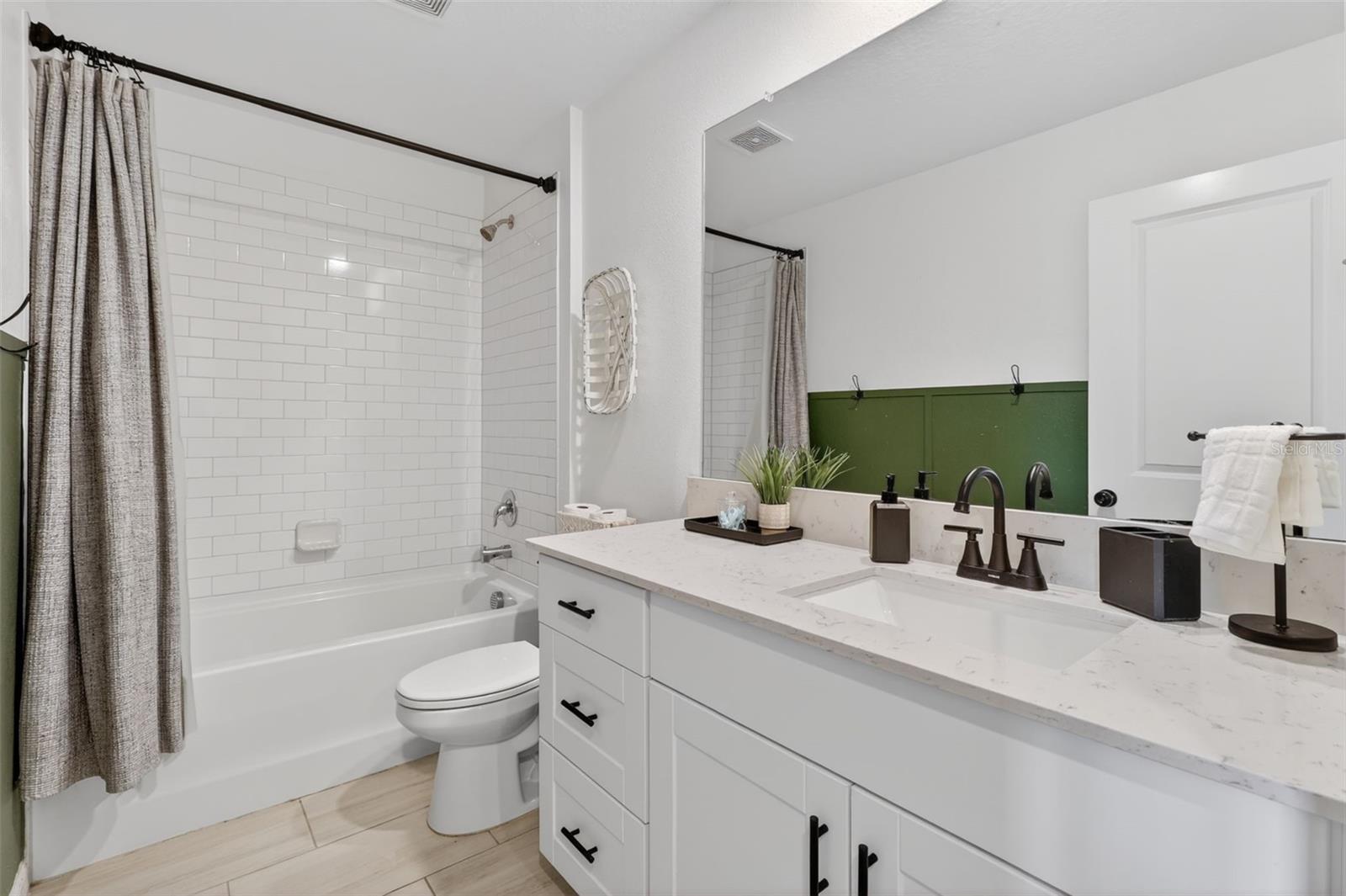 TWO RIVERS PH A1 - Residential