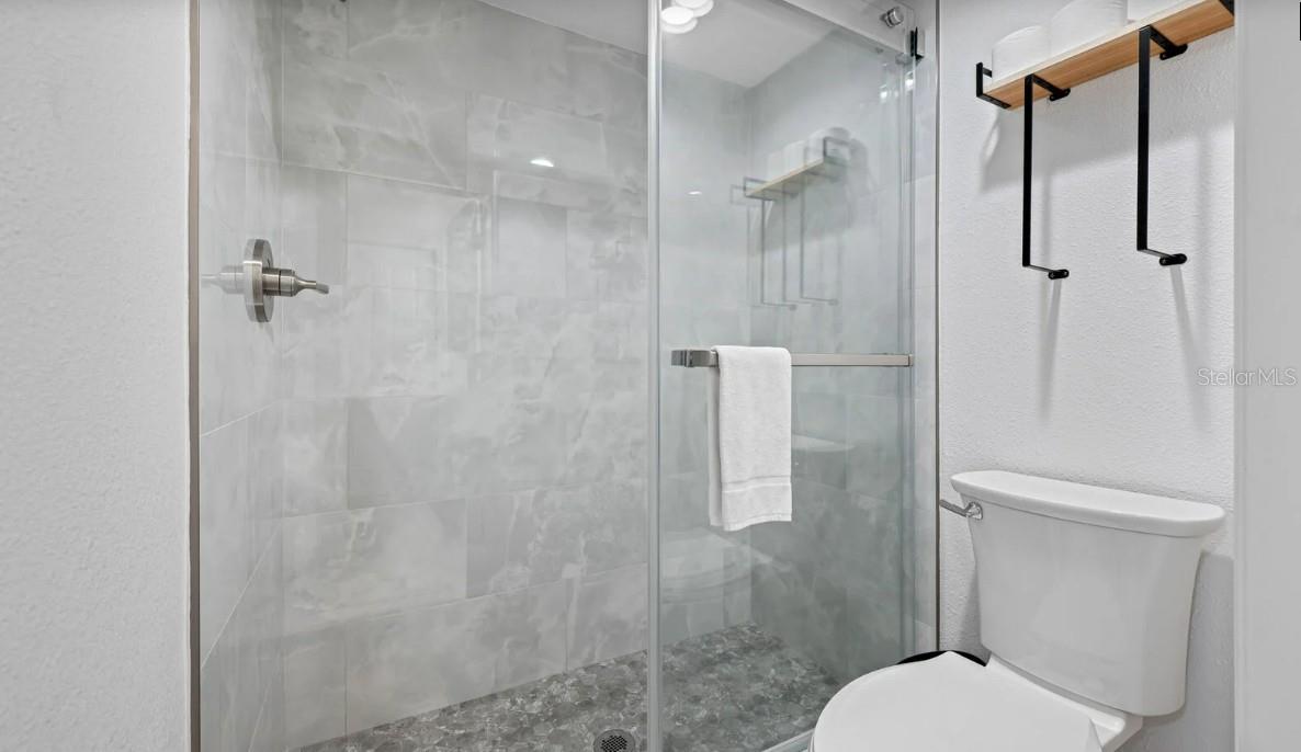 CHATEAU CONDO THE - Residential