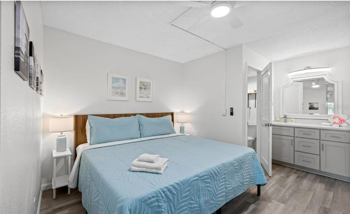 CHATEAU CONDO THE - Residential