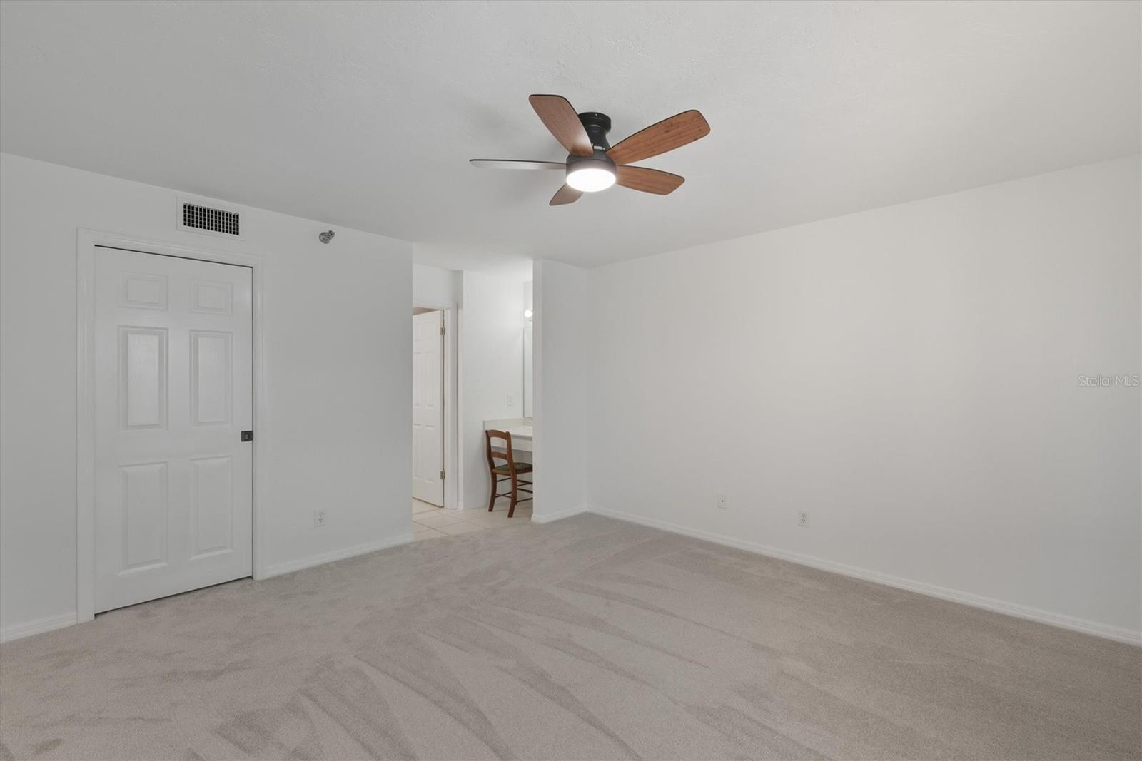 ROLLS LANDING PH 01 BLDG 08 - Residential