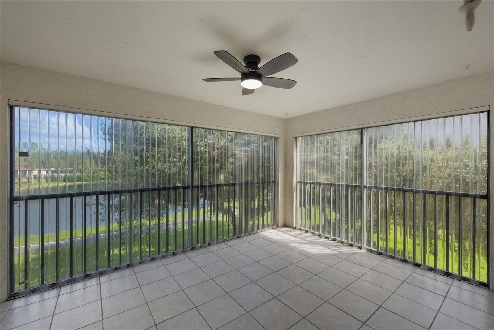 ROLLS LANDING PH 01 BLDG 08 - Residential