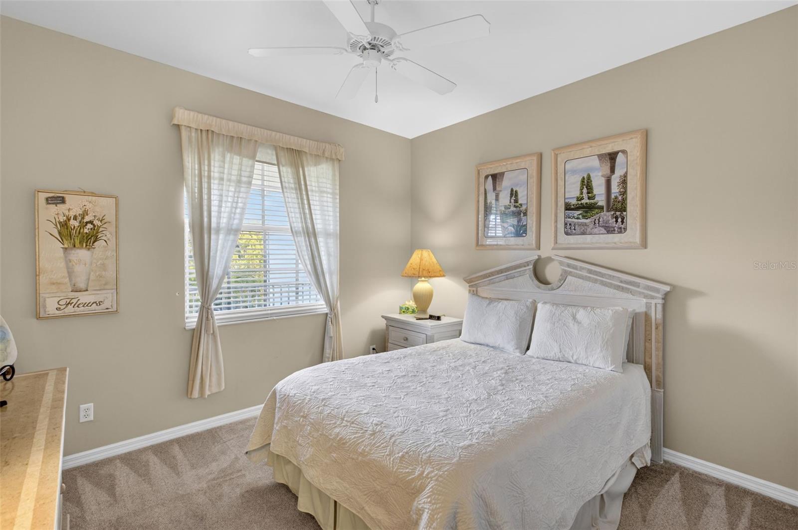 BRISTOL BAY 02 LEGENDS - Residential