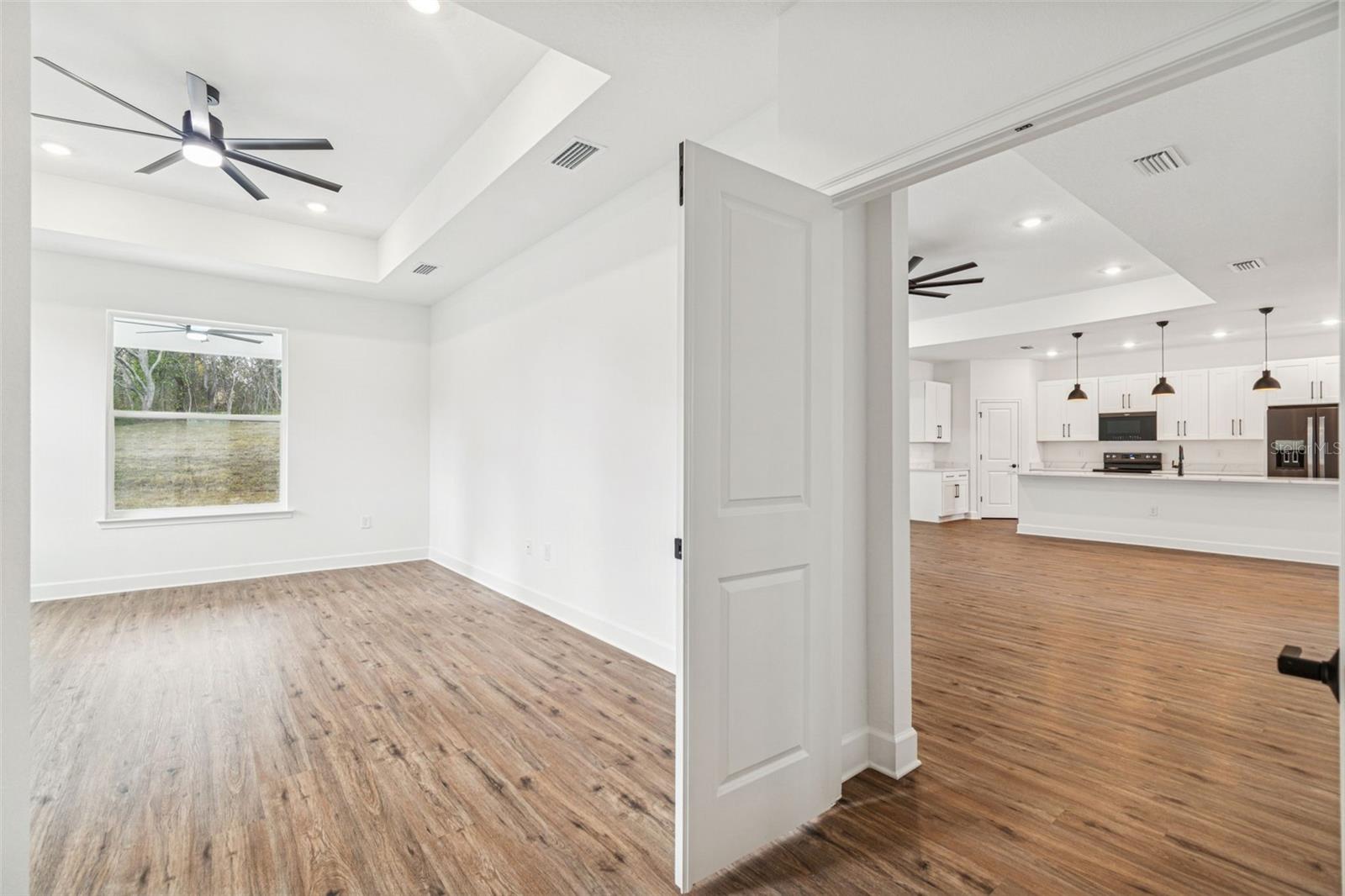 SPRING HILL - Residential