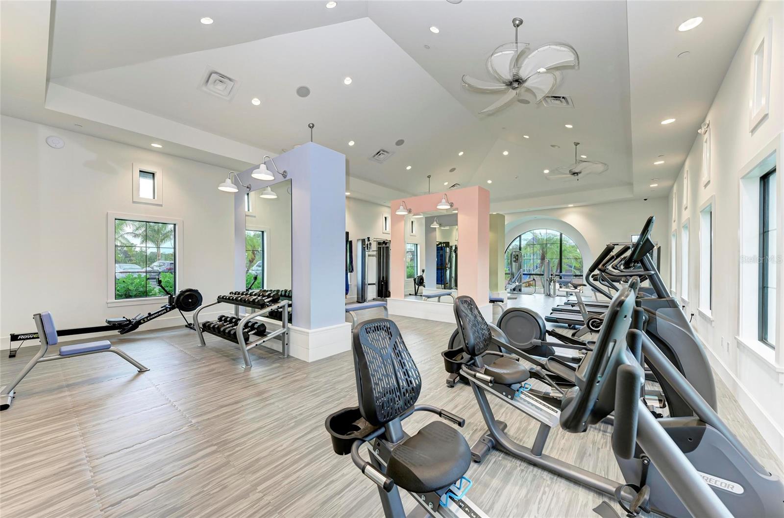 WINDWARD/LAKEWOOD RANCH PH 1 - Residential