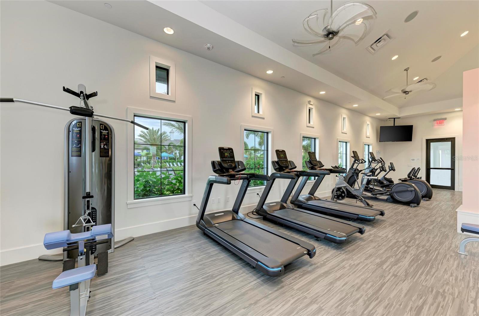 WINDWARD/LAKEWOOD RANCH PH 1 - Residential