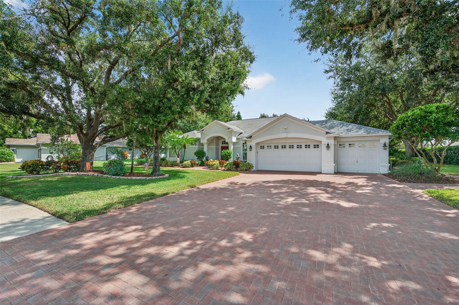 PARKER POINTE PH 01 - Residential