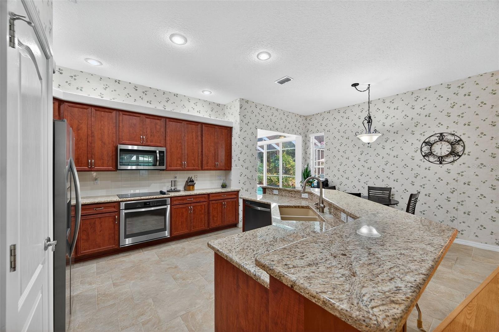 PARKER POINTE PH 01 - Residential