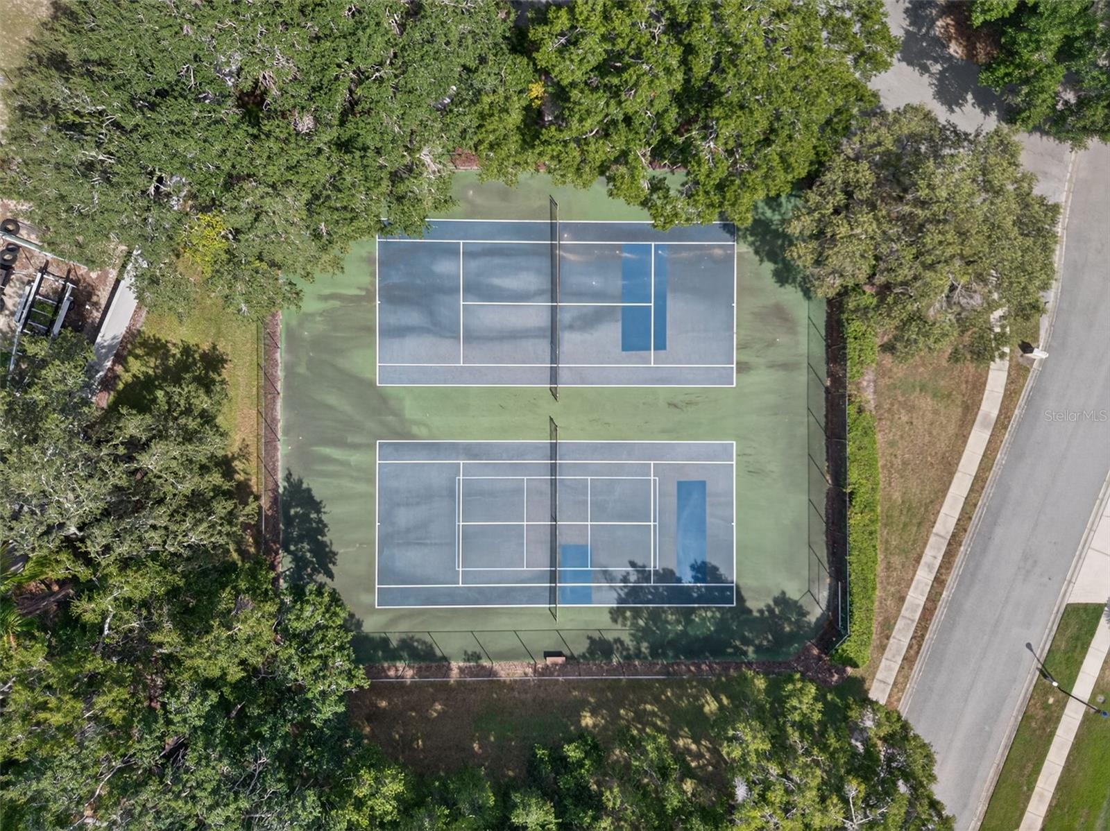 PARKER POINTE PH 01 - Residential