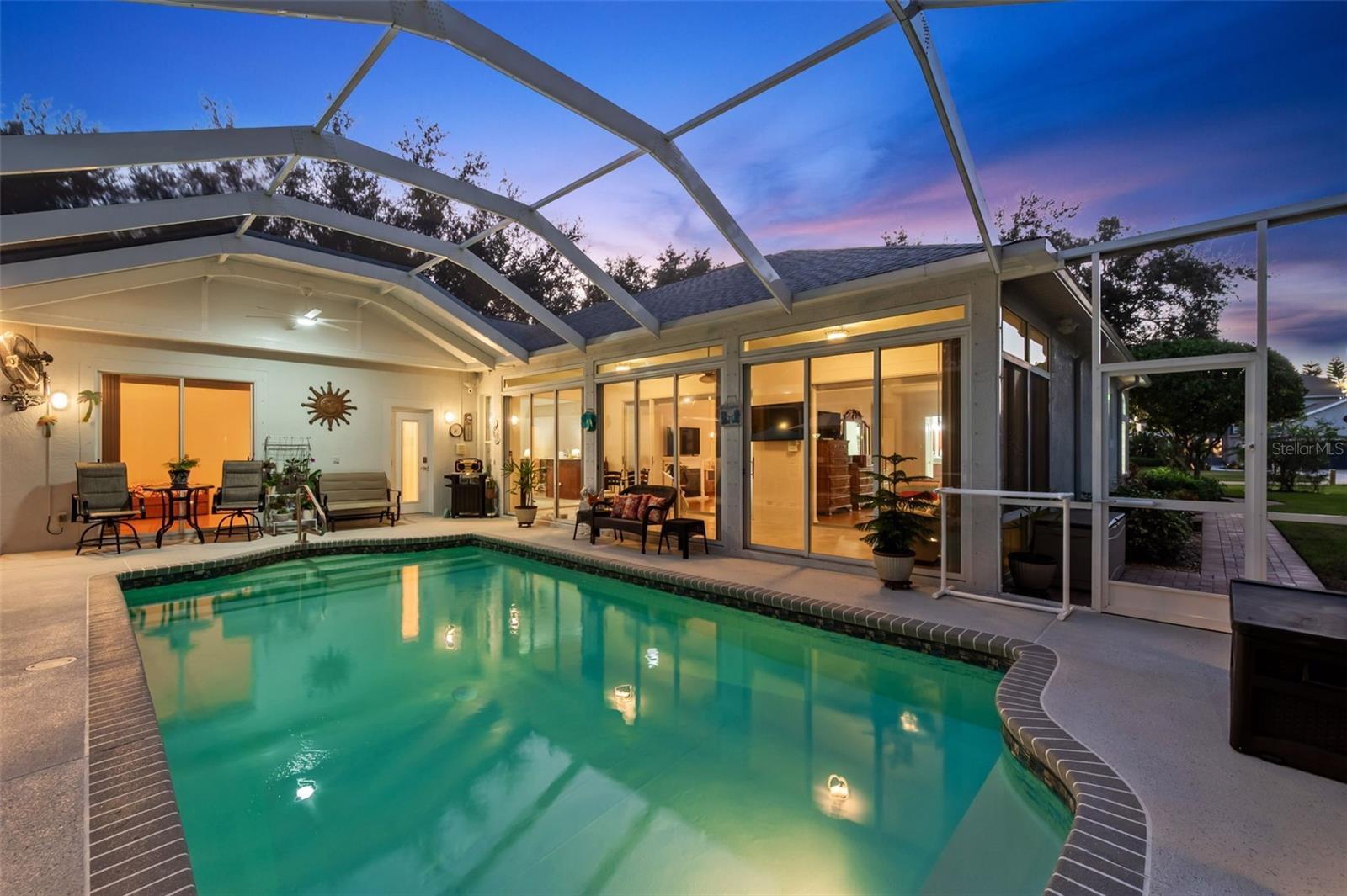 PARKER POINTE PH 01 - Residential