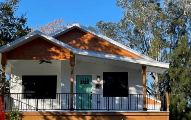 HIGHLAND GROVES - Residential Lease