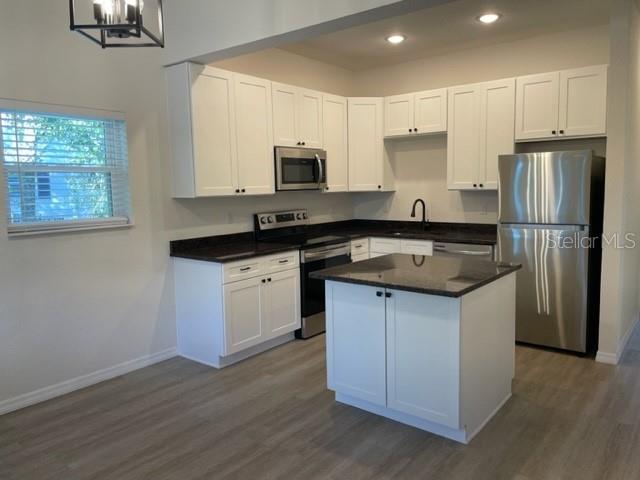 HIGHLAND GROVES - Residential Lease