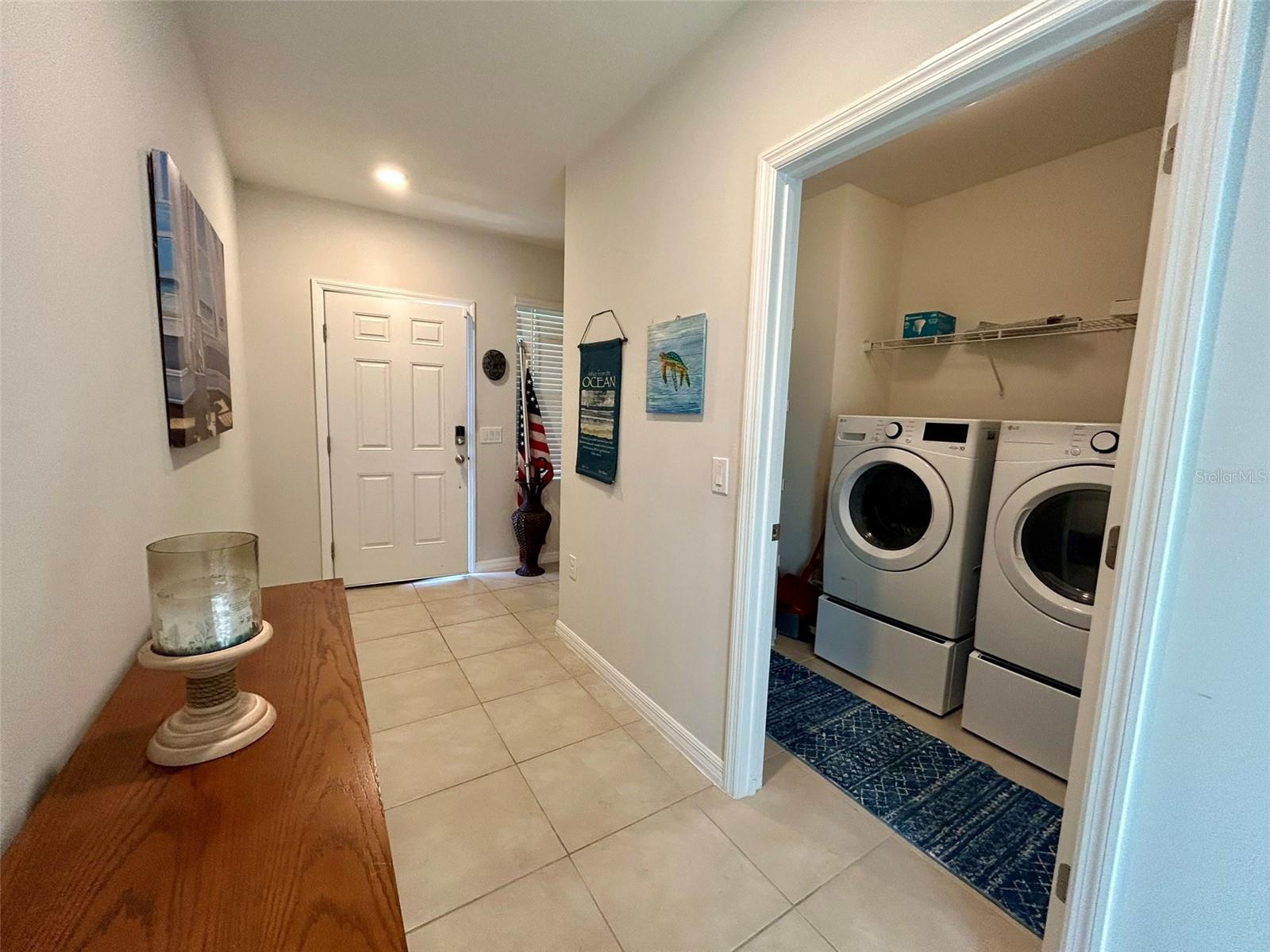 CALUSA CRK PH 01 - Residential Lease