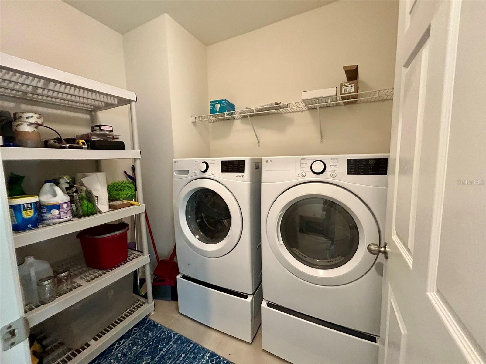 CALUSA CRK PH 01 - Residential Lease