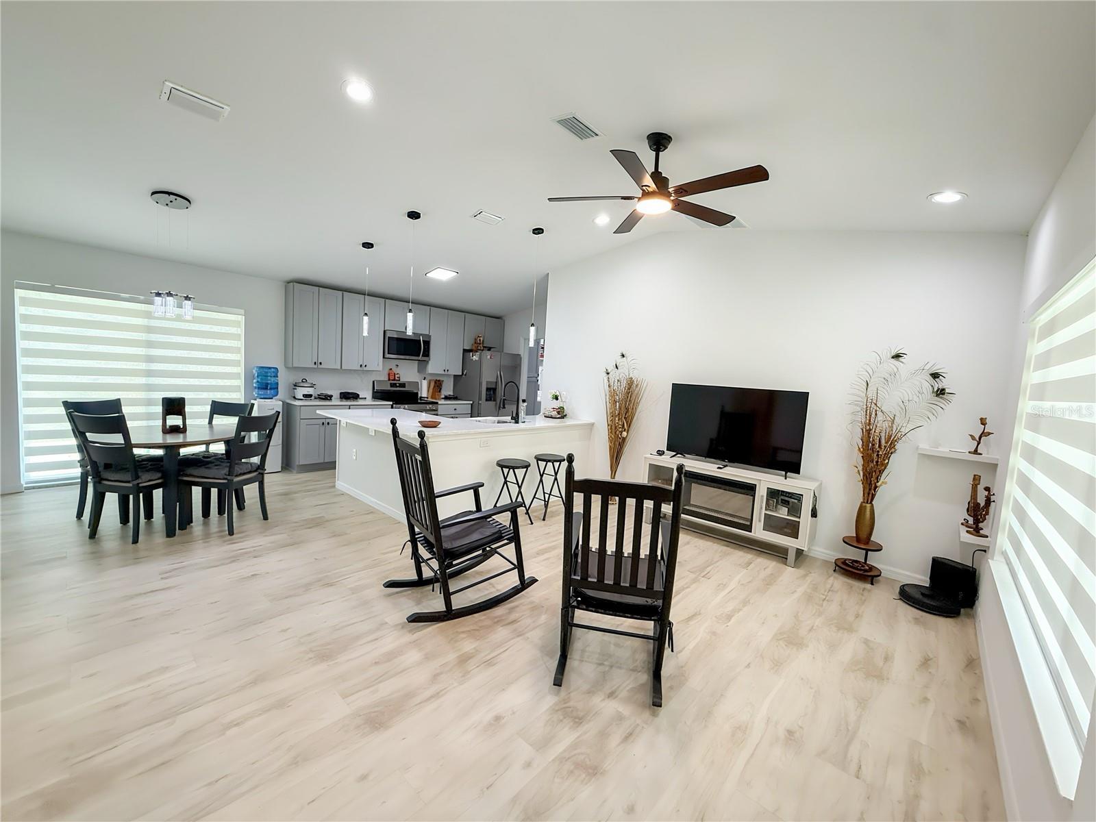 SILVER PALMS ESTATE - Residential