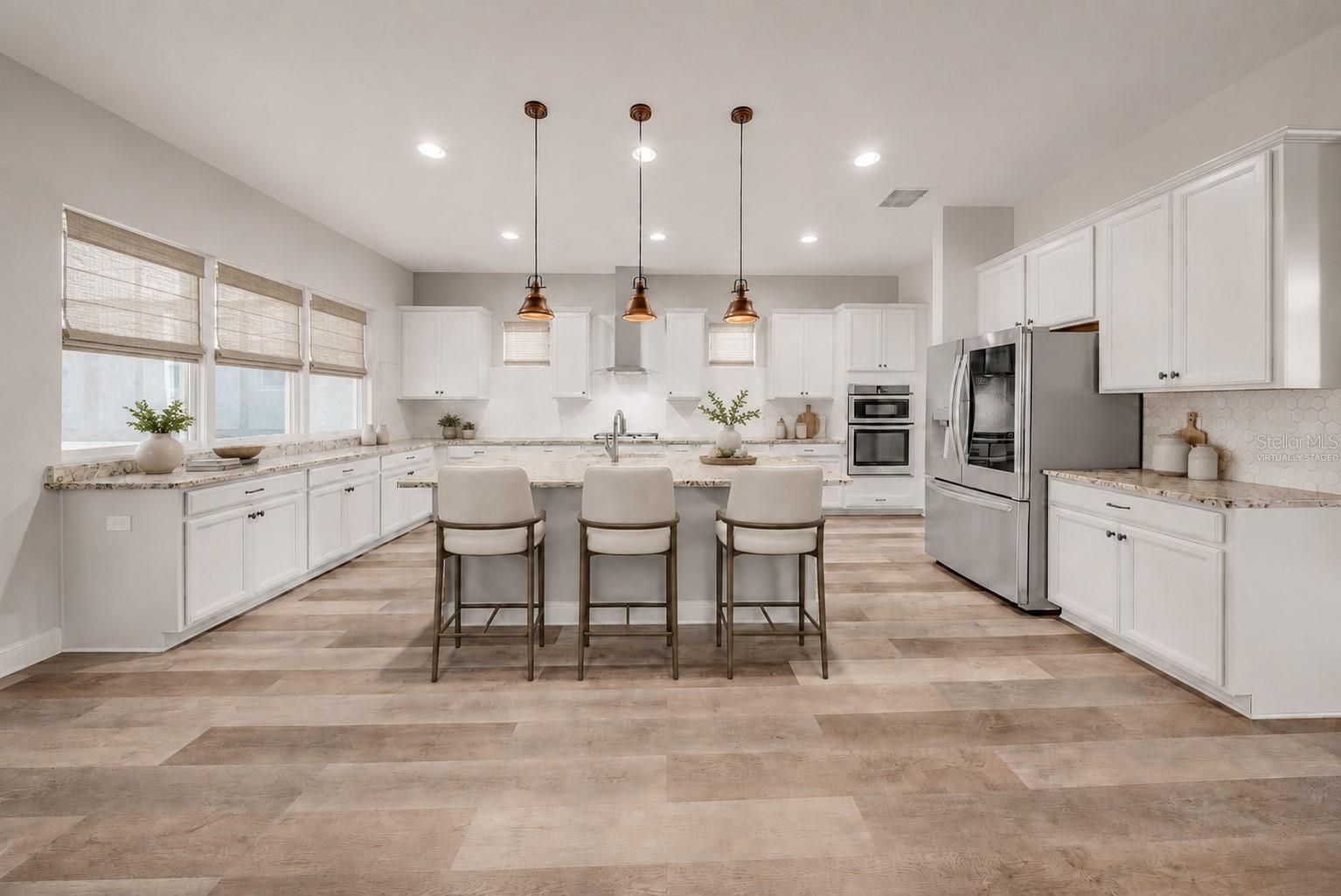 5013 VANTAGE COURT