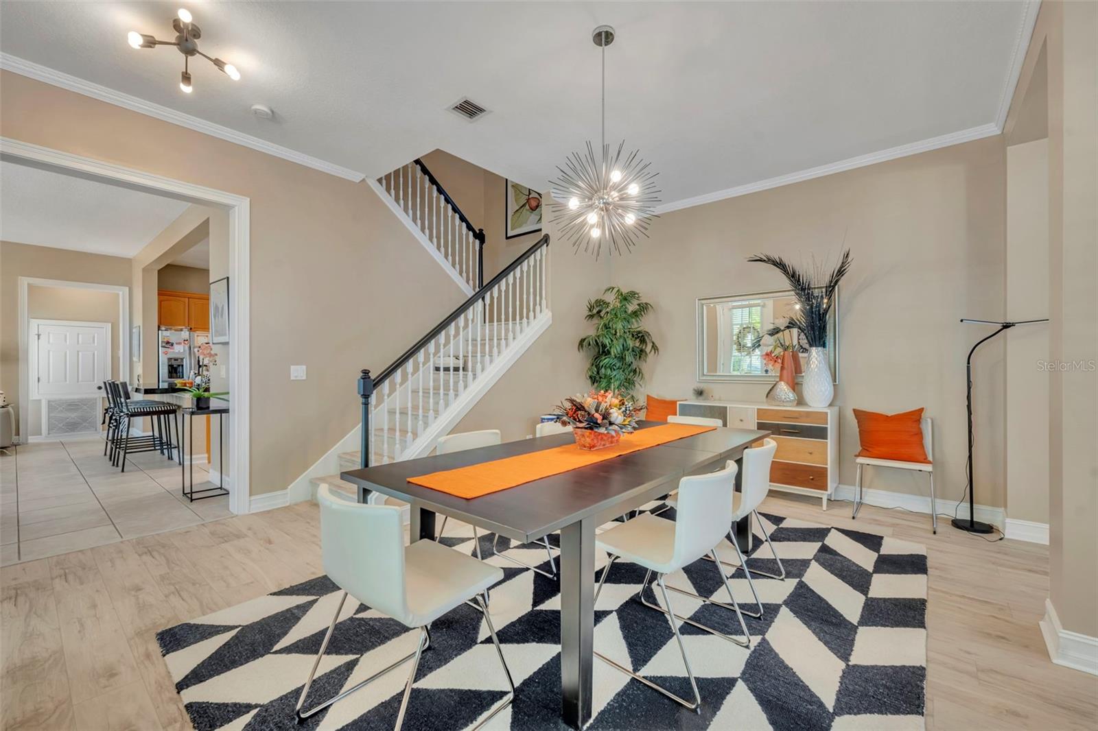 CHARLESTON PLACE - Residential