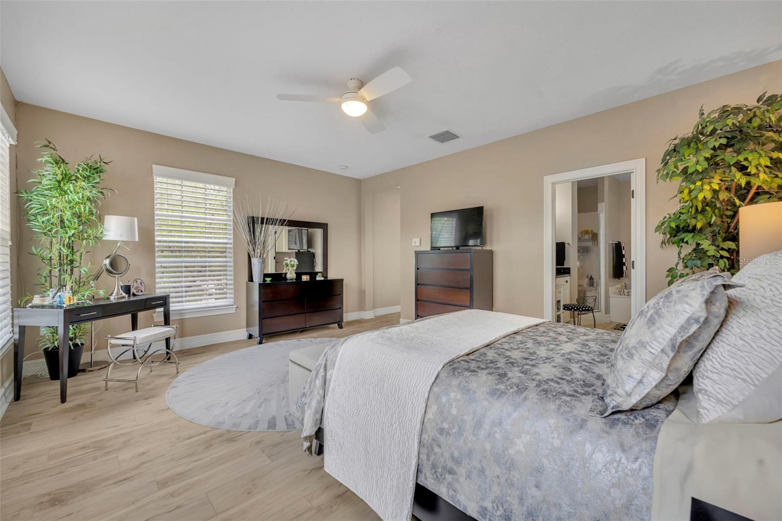 CHARLESTON PLACE - Residential