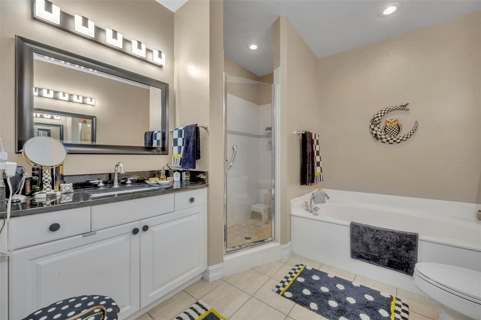 CHARLESTON PLACE - Residential