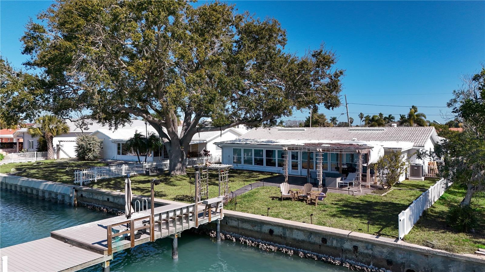 CAPRI ISLE SUB - Residential