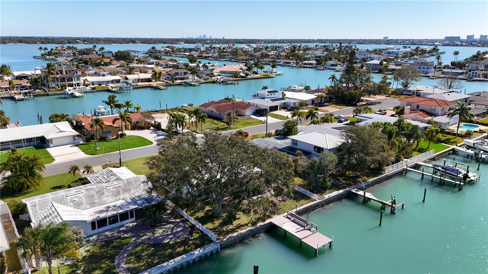 CAPRI ISLE SUB - Residential