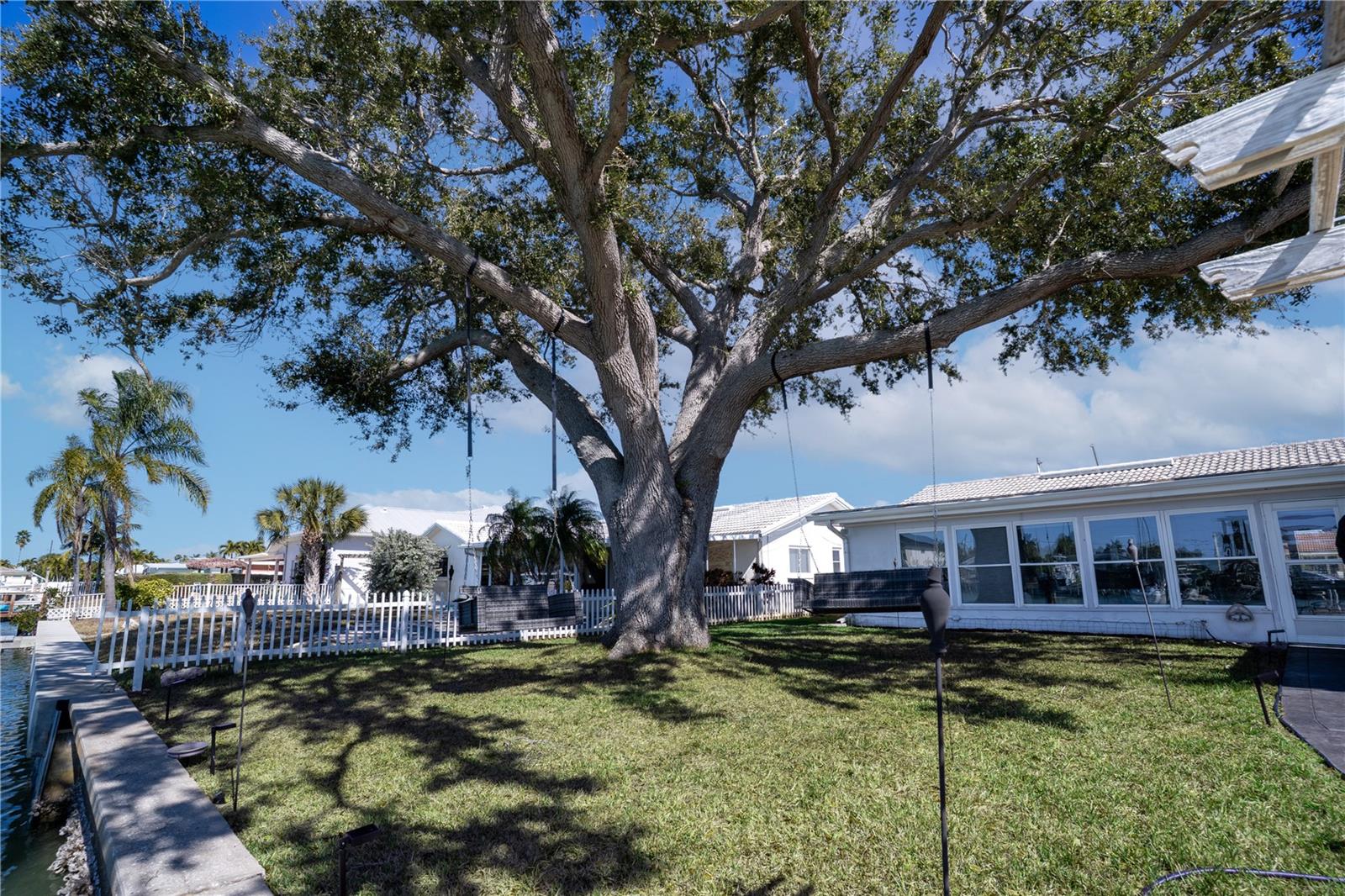 CAPRI ISLE SUB - Residential