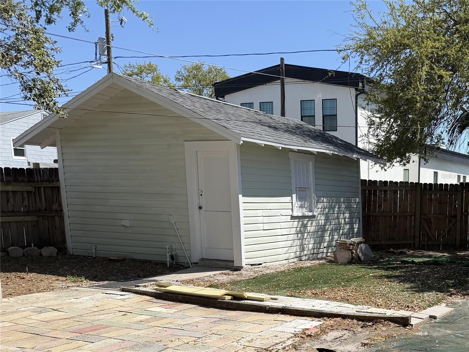 CENTRAL AVE HEIGHTS - Residential