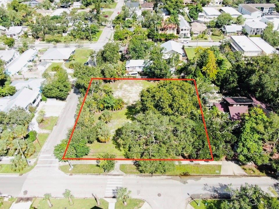 Photo of 1705 6th Street, Sarasota, FL 34236 (MLS # A4709682)