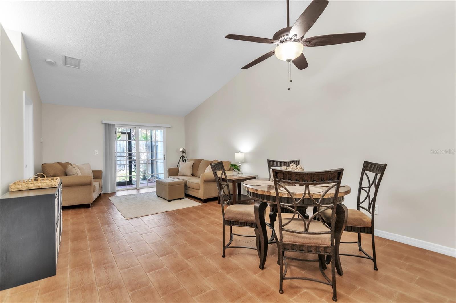 FRANKLIN SQUARE - Residential