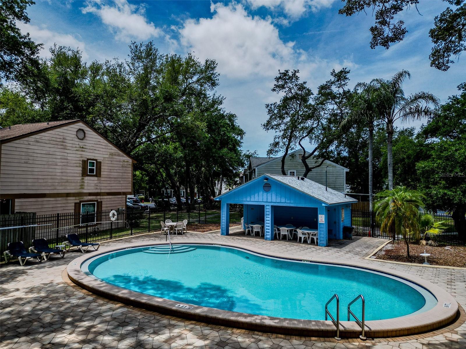 FRANKLIN SQUARE - Residential