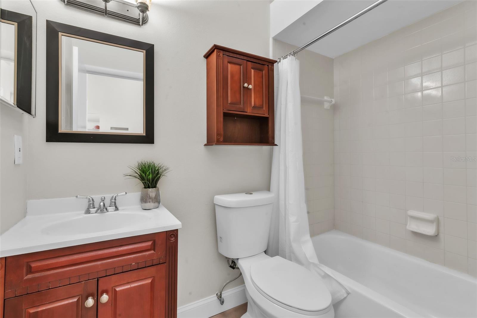 FRANKLIN SQUARE - Residential