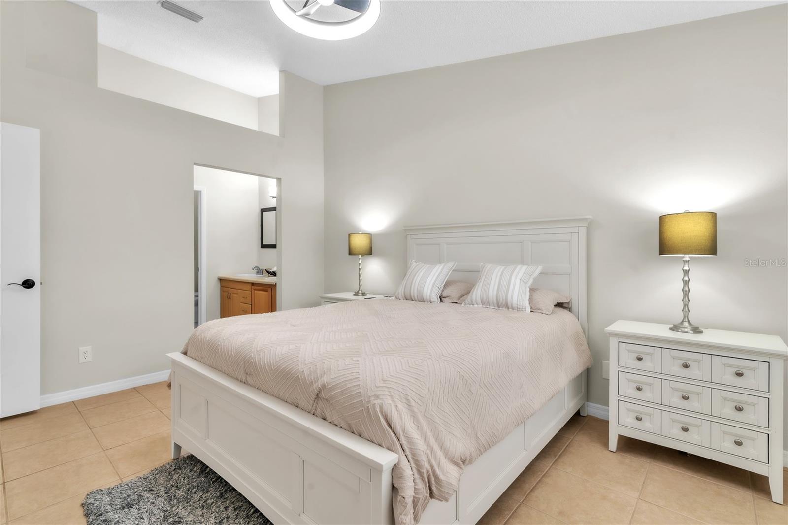 FRANKLIN SQUARE - Residential