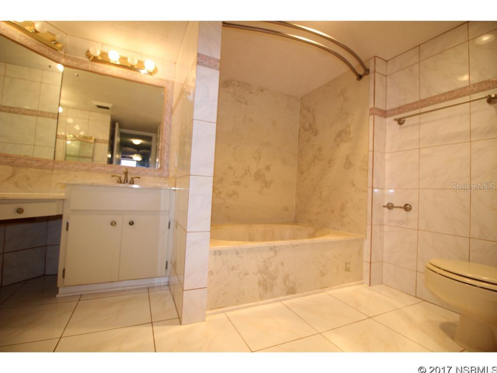 Ocean 01 Condo - Residential